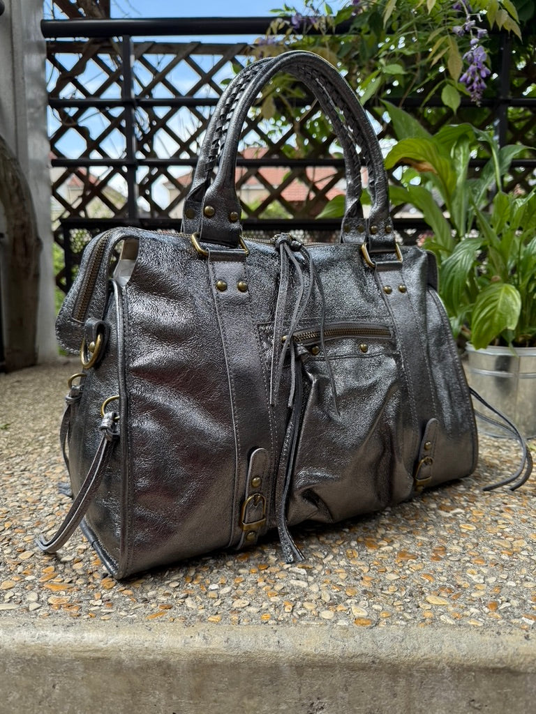 Aurora Cuir Irisé L