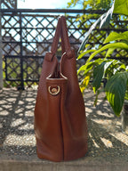     Sac Francesca en cuir grainé vue de profil