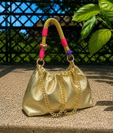     Sac Agata coloris Or Irisé avec chaîne amovible