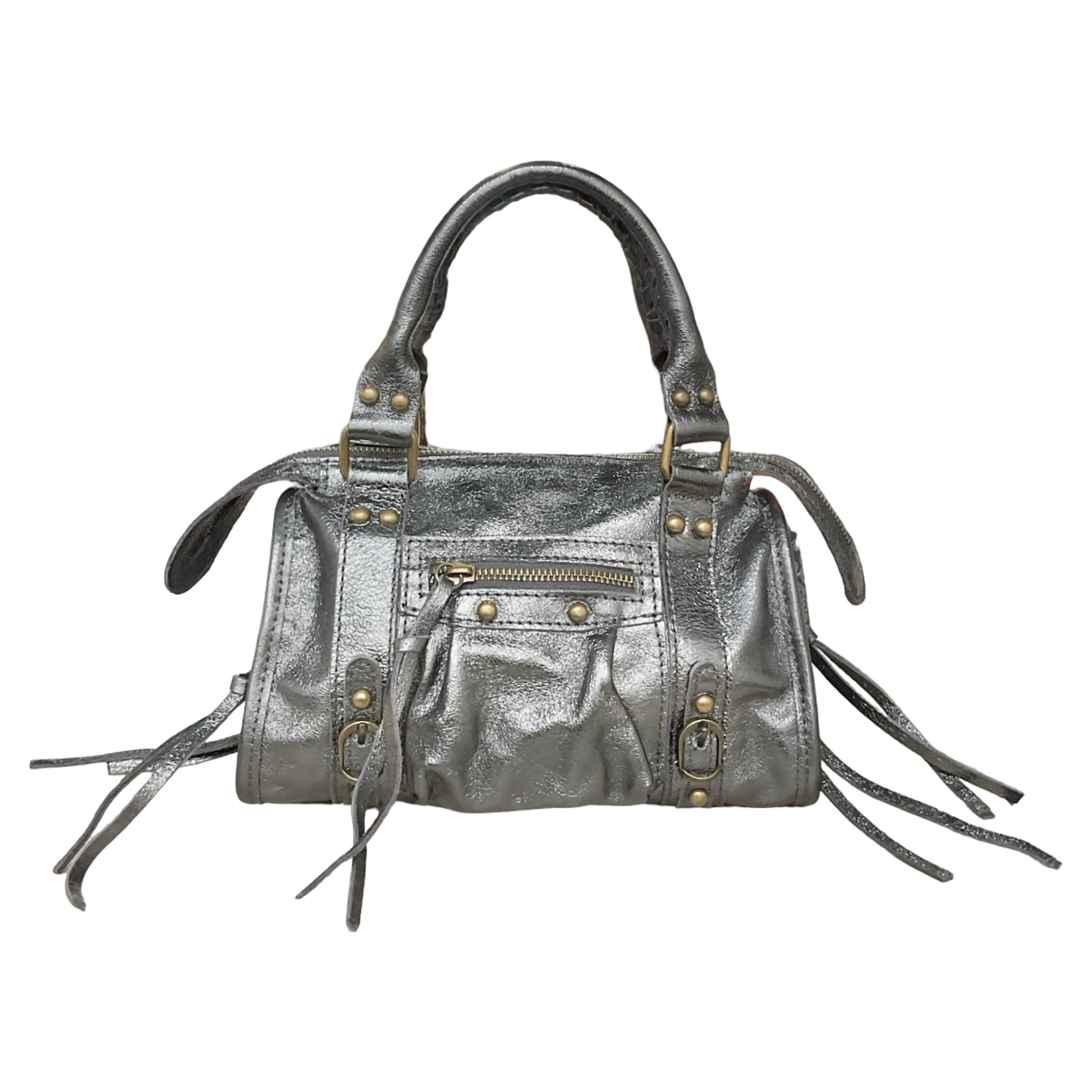 Mini sac à main Aurora S en cuir irisé noir – vue d’ensemble