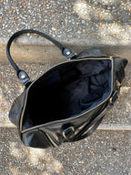    Grande ouverture du sac Chiara
