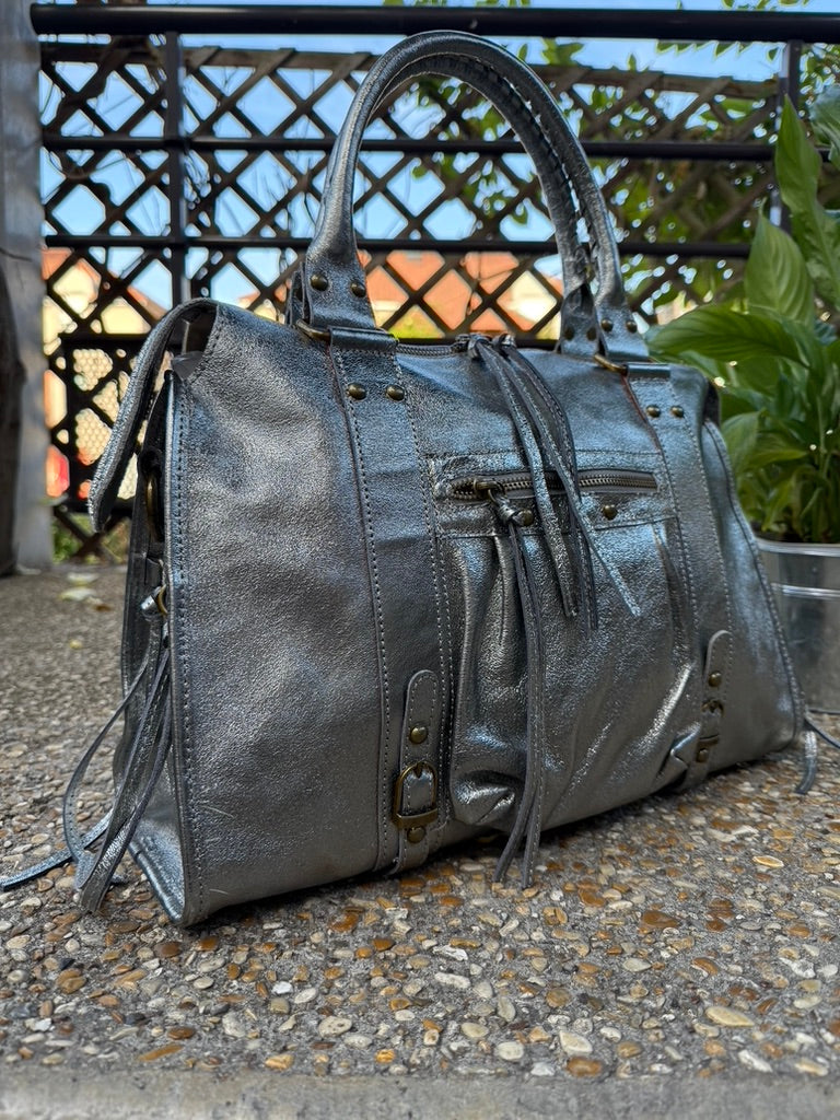 Aurora Cuir Irisé L