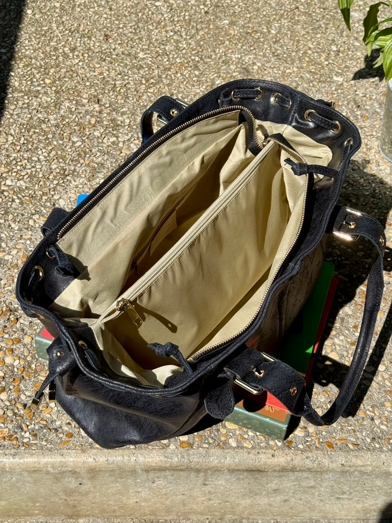     Sac femme cuir brossé avec compartiment central zippé