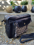 Sac bandoulière femme Vittoria en cuir irisé et cuir suédé coloris noir fabrication italienne