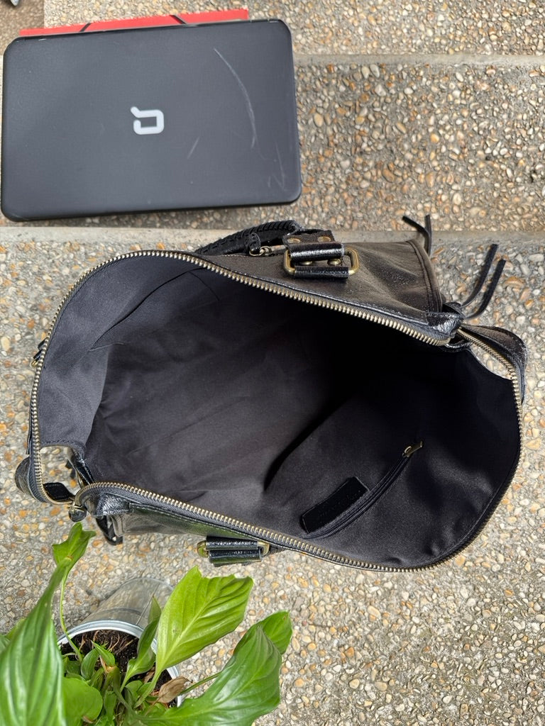 Sac a Main en Cuir Irisé Noir AURORA LV005 / 19